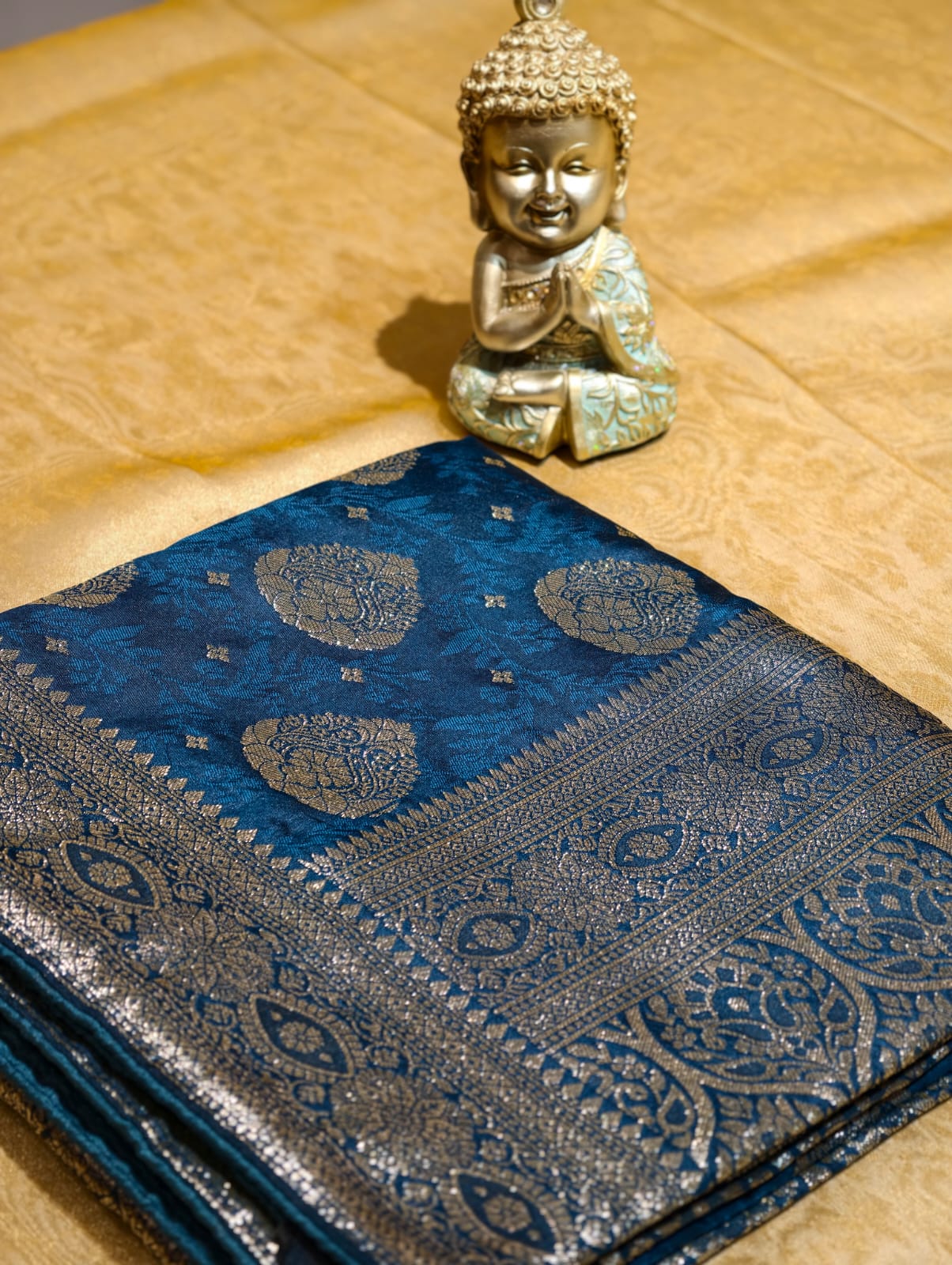 LT 5 SILK DHUTA - Image 4